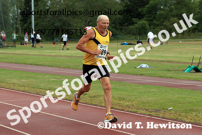 800 metres, 2025 NEMAA Track and Field, Monkton. Photo: David T. Hewitson/Sports for All Pics
